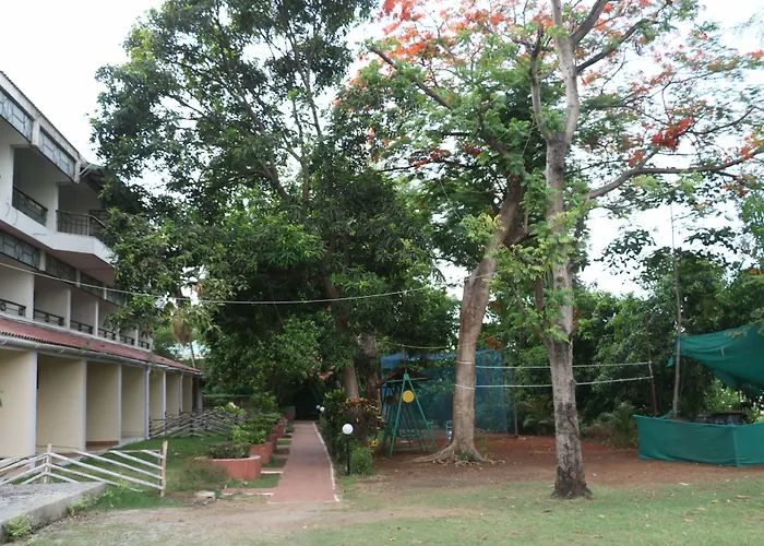 Vits Kamats Resort, Silvassa